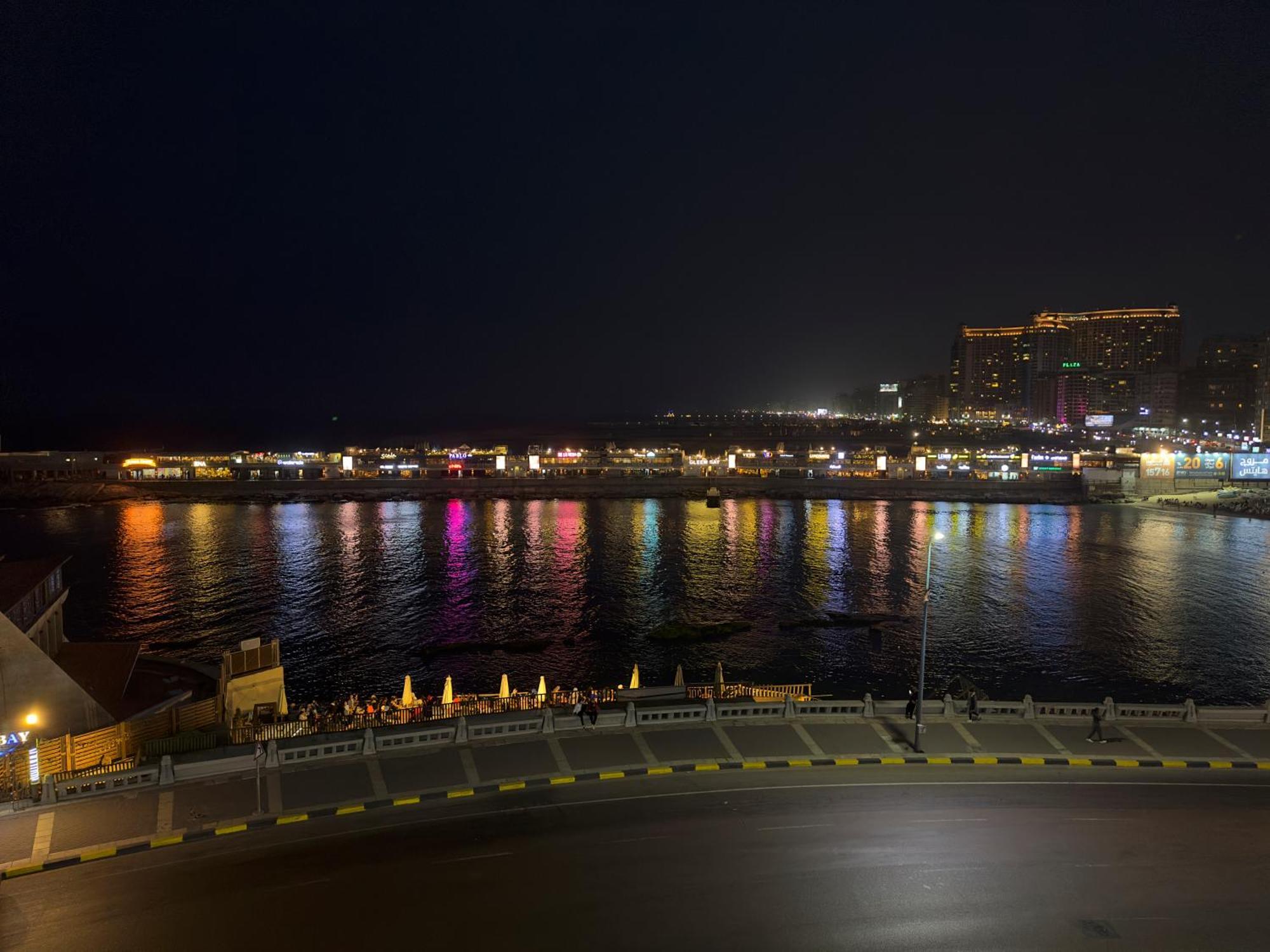 Nabeel Homes - Designer Seaview Condo - 208 Александрія Екстер'єр фото